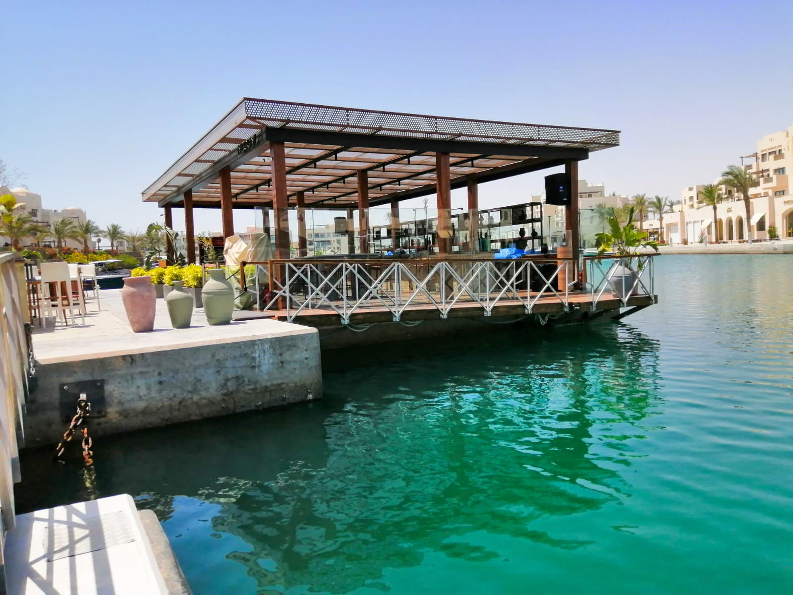 restaurant 2